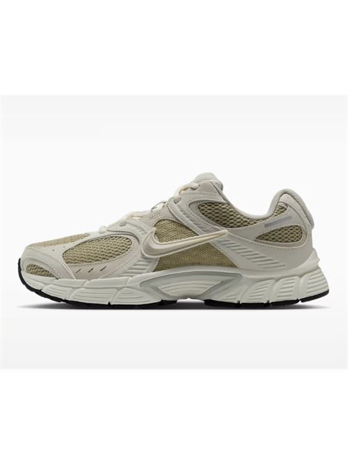  NIKE | IO7835200